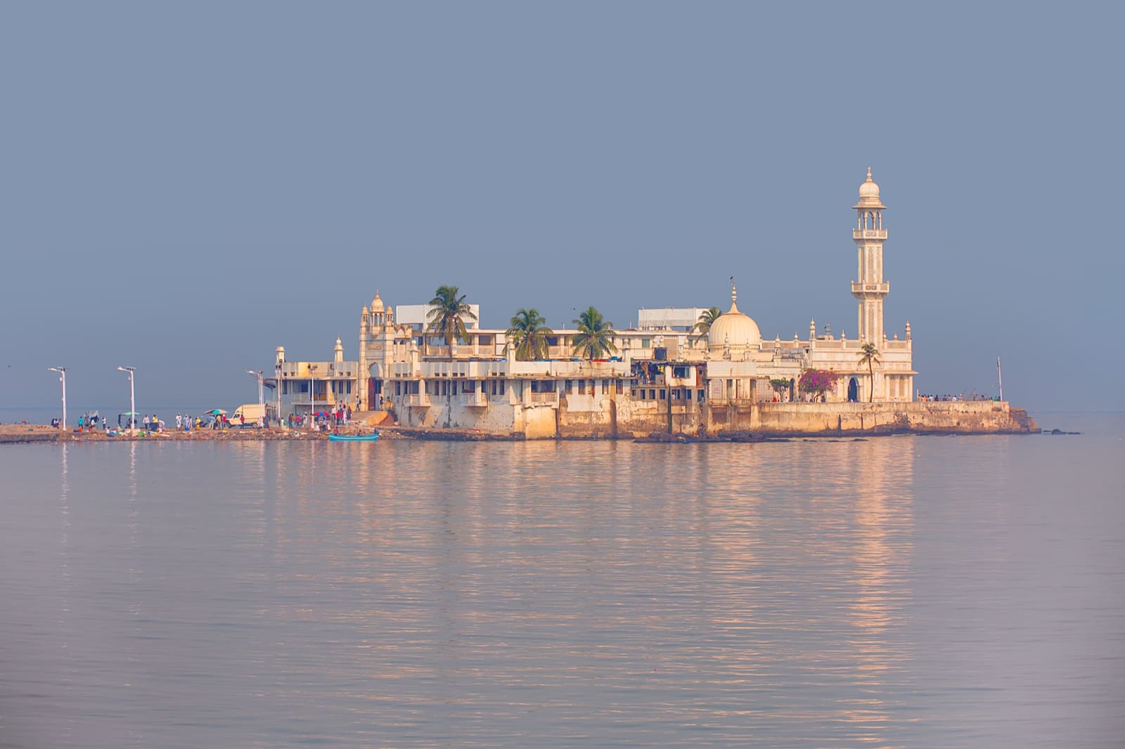 Haji Ali Dargah - Places to Visit in Mumbai