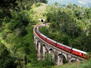 Tips To Remember while travelling Kandy To Ella Train Ride