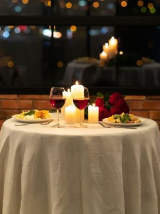 cropped-romantic-candlelight-dinner-setup.jpg